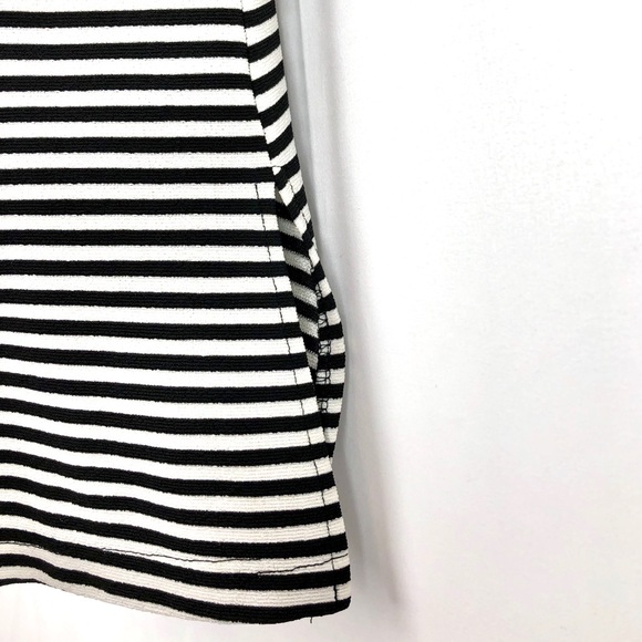 Nicole Studio knit striped tank top 8P - Picture 4 of 6